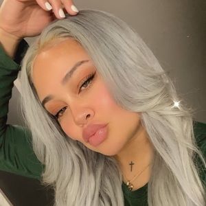 Meet your Posher, Jasmine